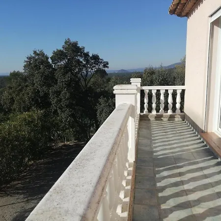Villa Dans Domaine Prive *
